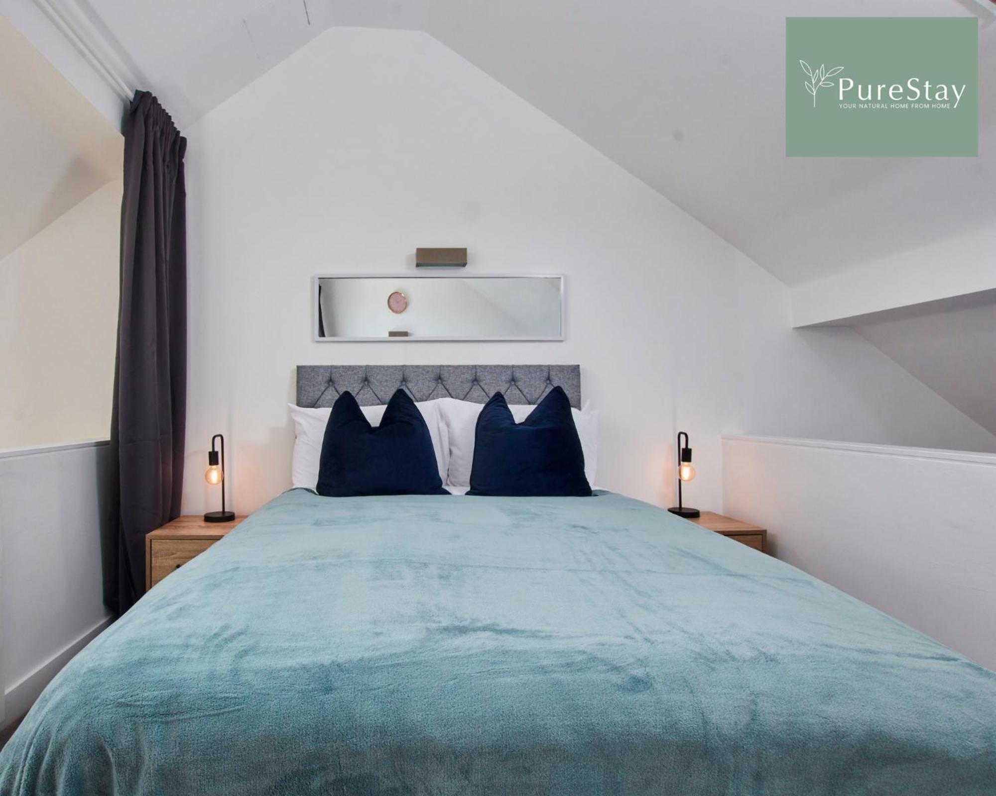 Beautiful Four Bed House By Purestay Short Lets & Serviced Accommodation Coventry With Parking Exterior photo