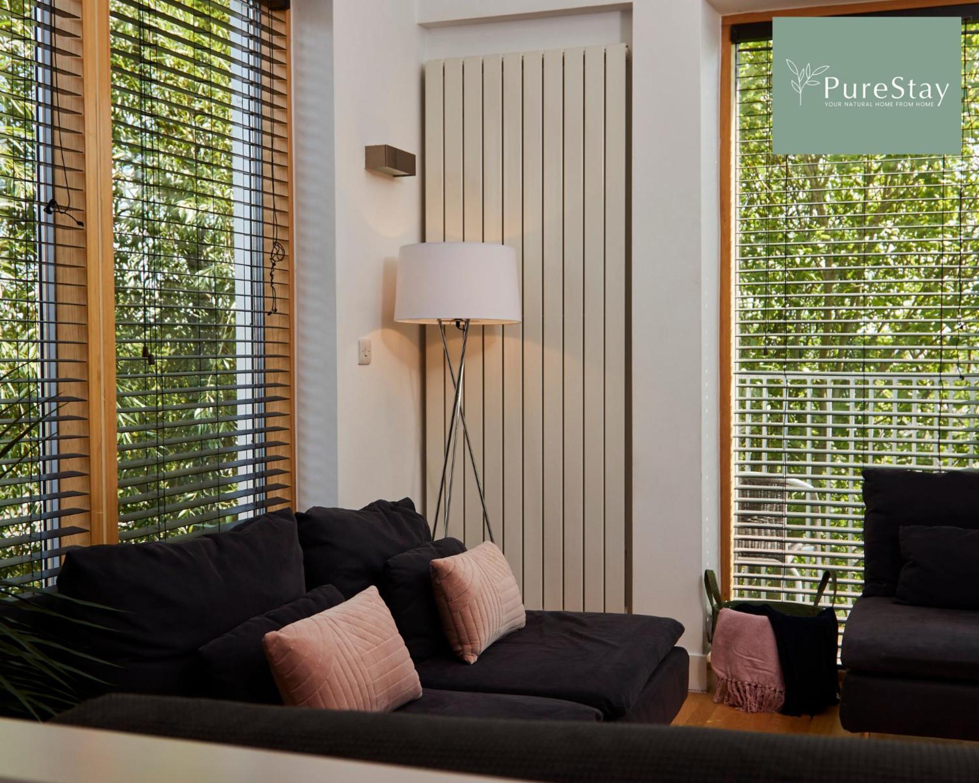 Beautiful Four Bed House By Purestay Short Lets & Serviced Accommodation Coventry With Parking Exterior photo